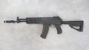 Occasion- AK GK12 G&G Armament AEG + chargeurs