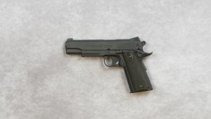 Occasion- Cybergun COLT 1911 Rail Gun NBB Co2