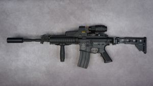 Occasion- VFC M4 AEG E-Series Fighter / Tactical + Accessoires