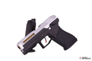 HFC AG-17 GBB avec Mallette (Silver)