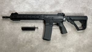Occasion - Cyma DDM4A1 RIII Daniel Defense upgrade AEG
