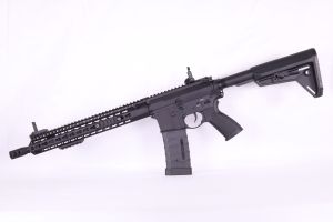 D-Boy TTI M4A1 L Full Metal (Noir)